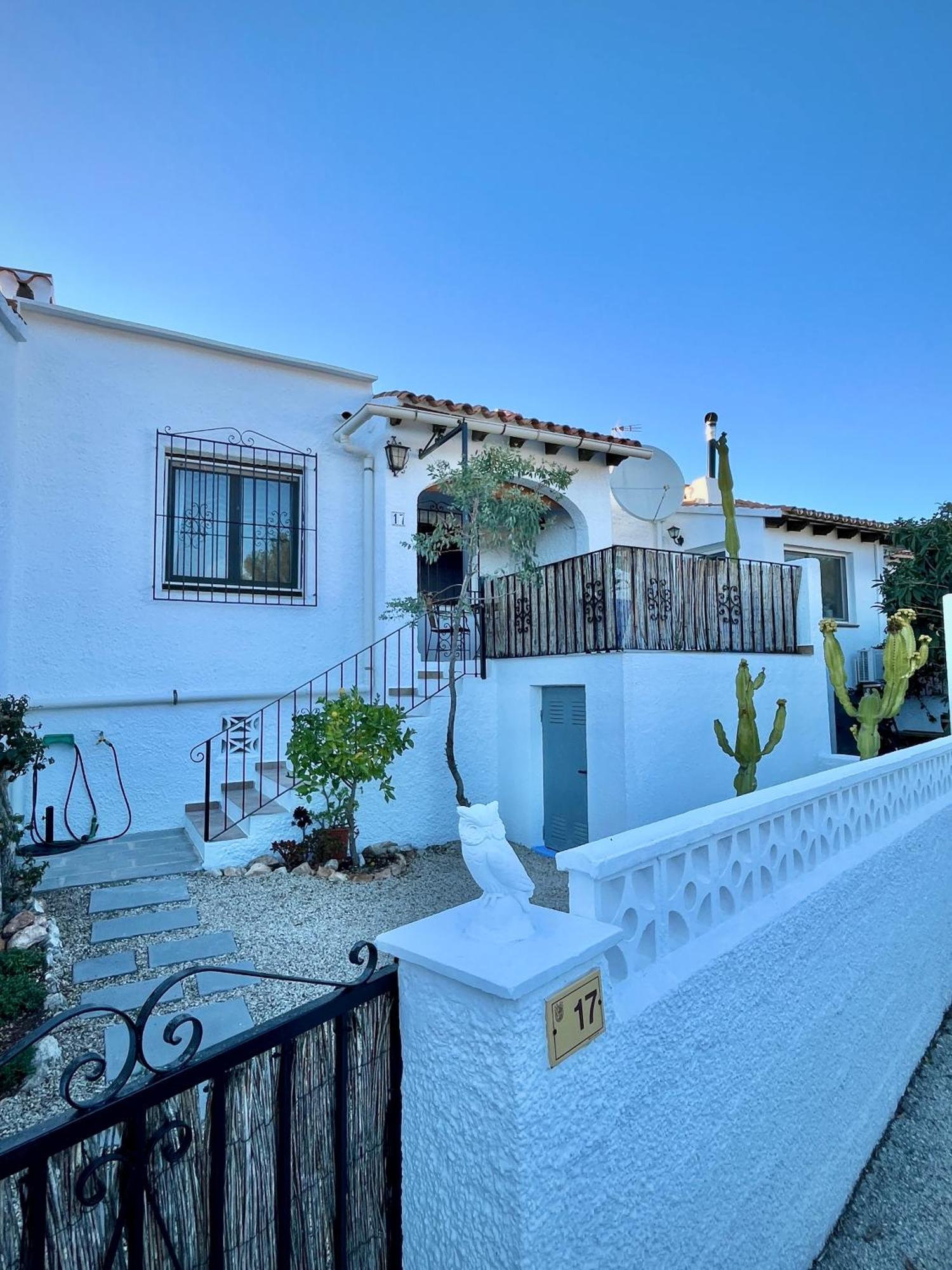 Bungalow Steps From Moraira Теулада Екстериор снимка