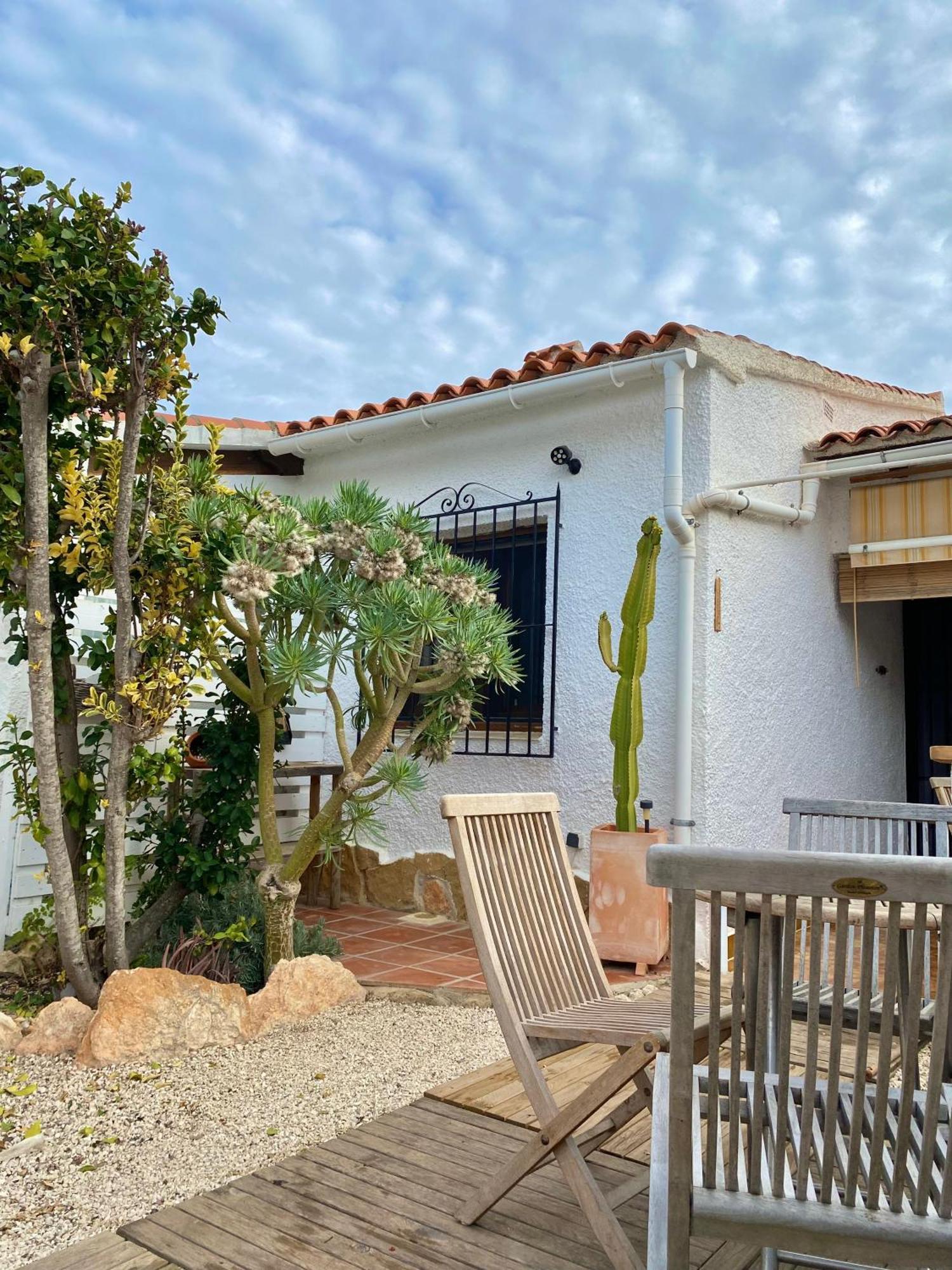 Bungalow Steps From Moraira Теулада Екстериор снимка