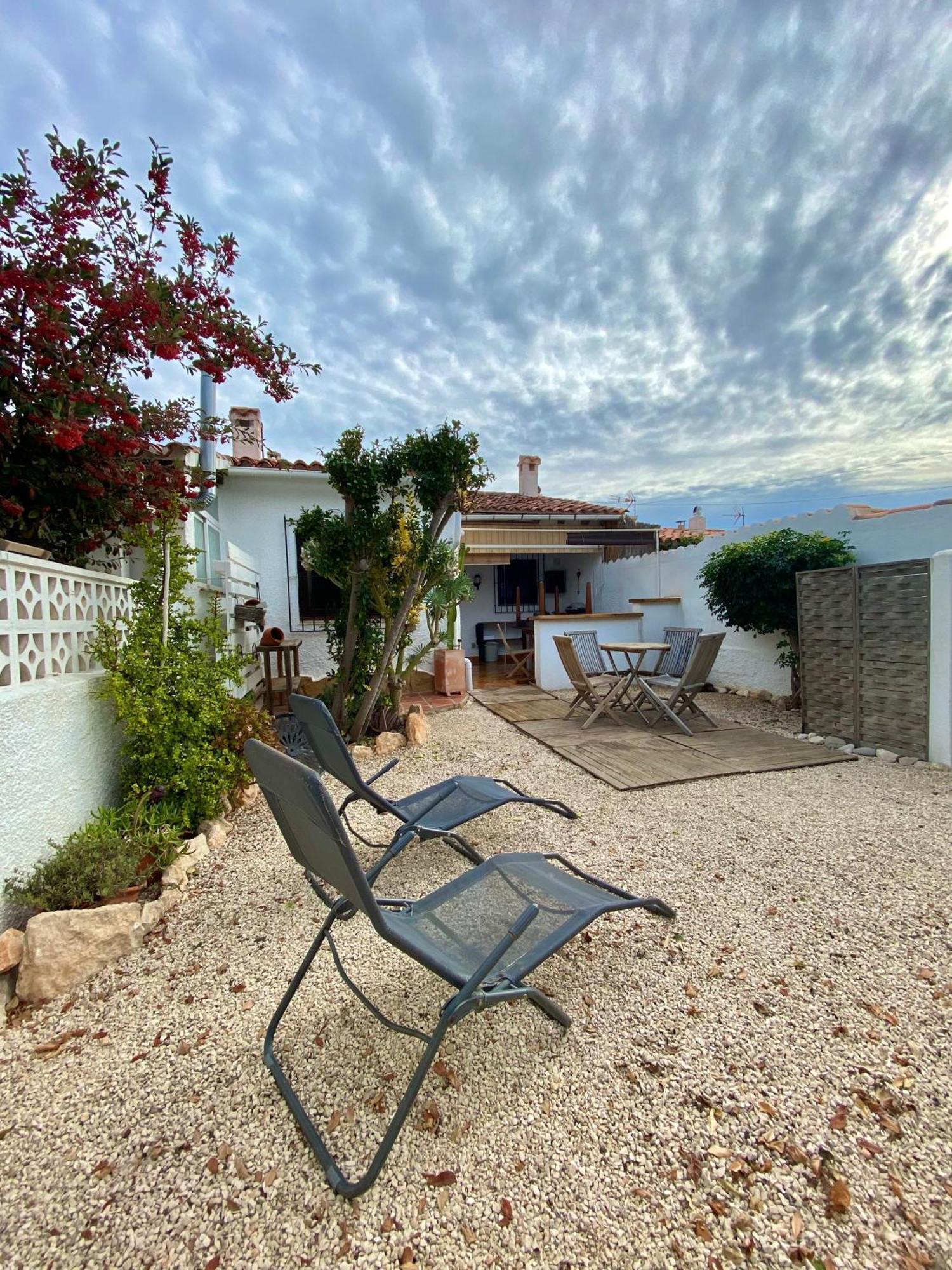 Bungalow Steps From Moraira Теулада Екстериор снимка
